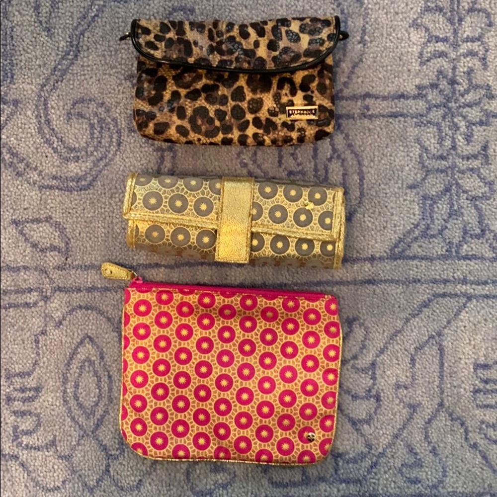 Stephanie Johnson Trio. Jewelry Pouch. Pristine!